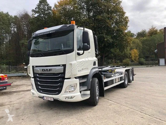 Camion DAF 480 FAS Containerhook LC TAM T22