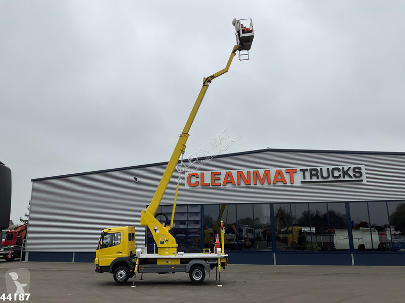 Camion Mercedes 815 Wumag Elevant 17 meter...
