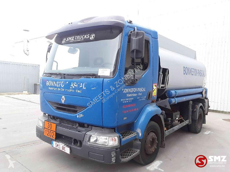 Kamion Renault 210 8000L manual pump