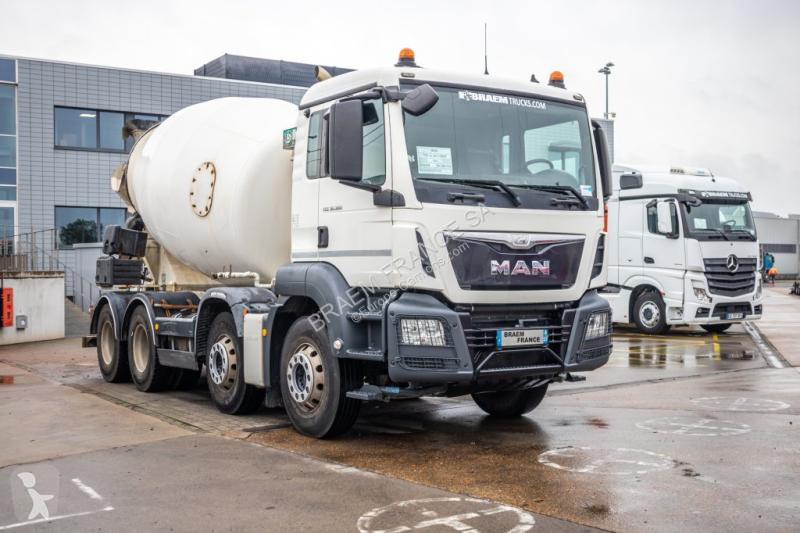 Camion MAN 32.360 BB+MIXER 9M³