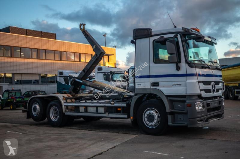Kamion Mercedes 2646 L-MP3