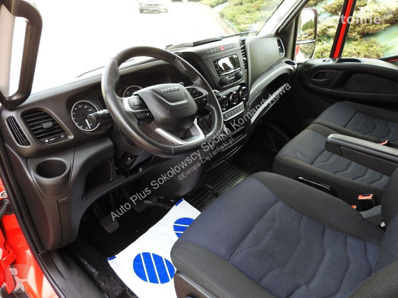 Véhicule utilitaire Iveco DAILY 35S18 PLANDEKA...