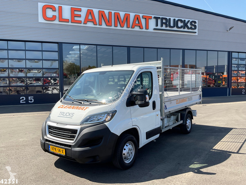 Camion Peugeot 2.0 HDI kipper Just 52.788 km!