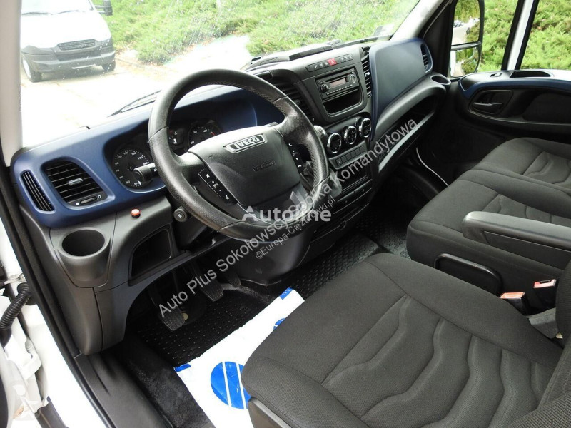 Véhicule utilitaire Iveco DAILY 35S18 PLANDEKA...