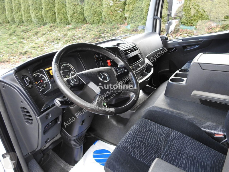 Camion Mercedes ATEGO 12.24 KONTENER WINDA 18...