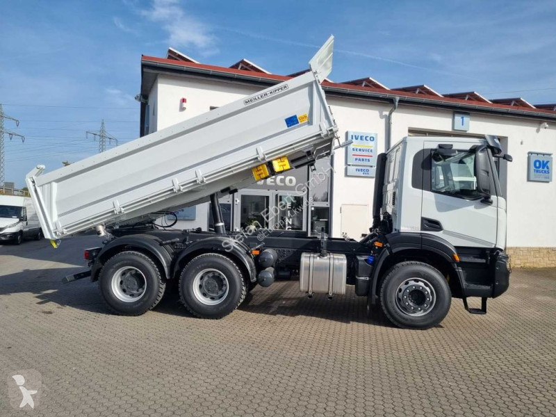 Camion Iveco AD300X48Z HR OFF 6x4...