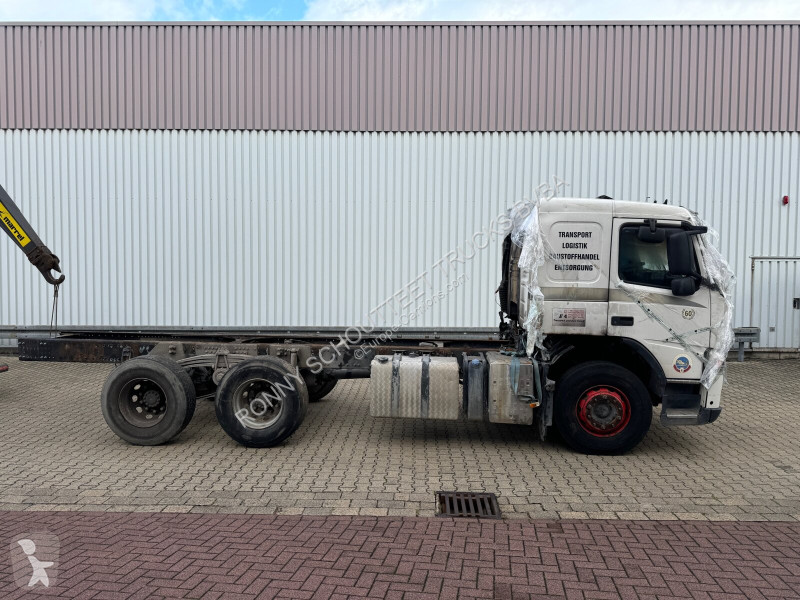 Camião  FM 380 6x4 R mit Brandschaden FM 380...