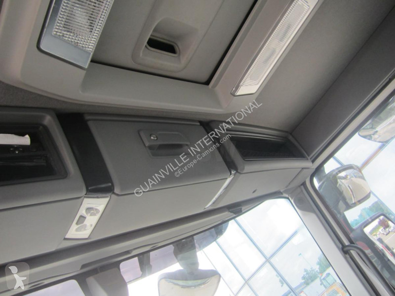 Kamion Renault 380 Gamme C