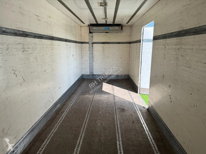 Kamion Volvo 12420 4X2 EURO 3+ BURG HANGER +...