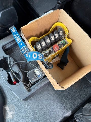 Kamion Mercedes 1835K €6 3-Seiten-Kipper Kran