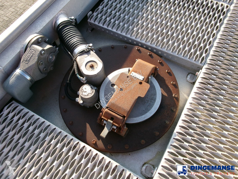 Kamion Renault 300 6x2 fuel tank 19 m3 / 5 comp...