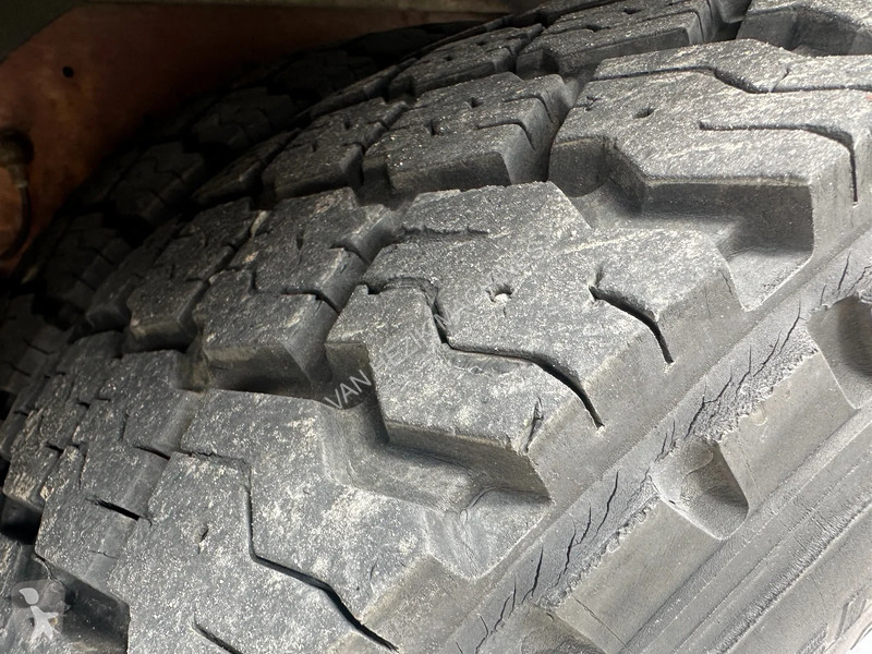 Kamion Iveco EuroCargo 120 manual haib 099...
