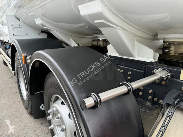 Kamion Renault 380 DXI