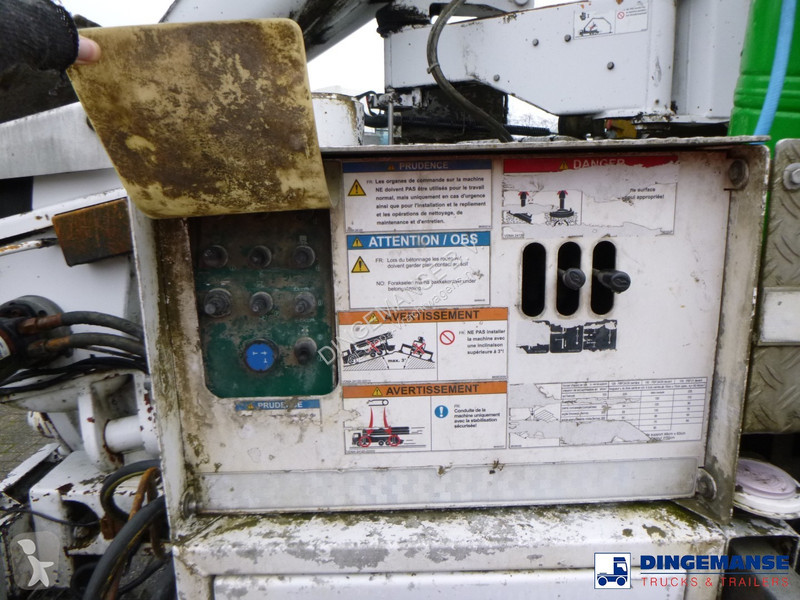 Kamion Mercedes 3240 8x4 Schwing-Stetter pump /...