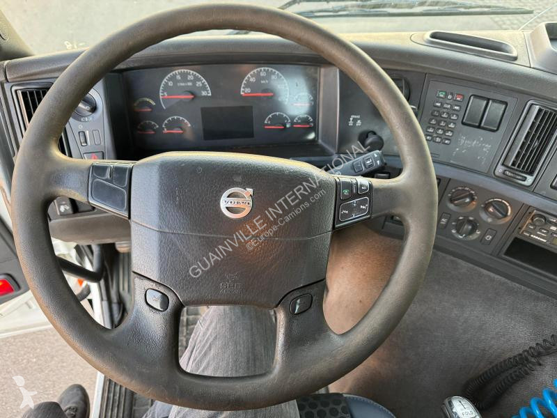Camion Volvo 340