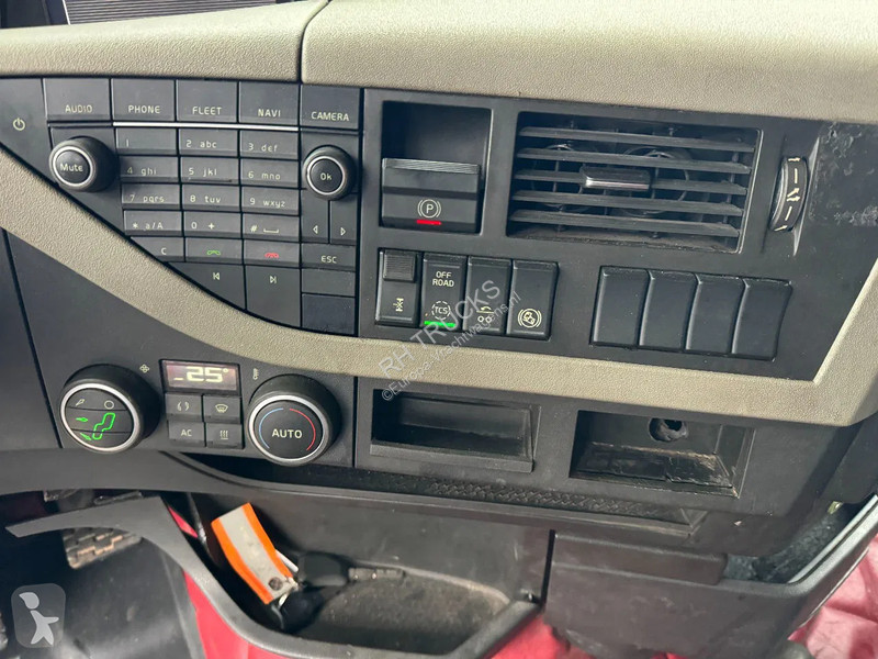 Camion Volvo 500 8X4 - EURO 6 + HIAB 622 EP-6...
