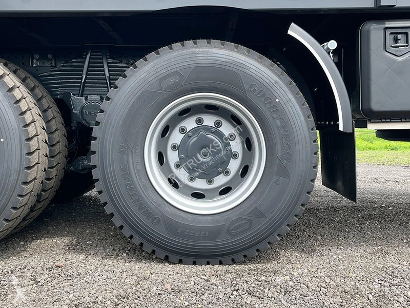 Camión Iveco T-Way AD380T43WH AT Crane Truck (3...