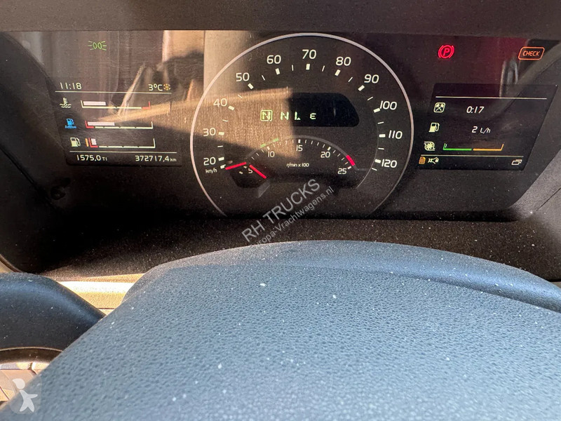 Kamion Volvo 500 8X4 HIAB 288 + REMOTE CONTROL...