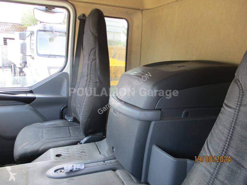 Camião Renault 4x2 MAGYAR 12500 L 210.19