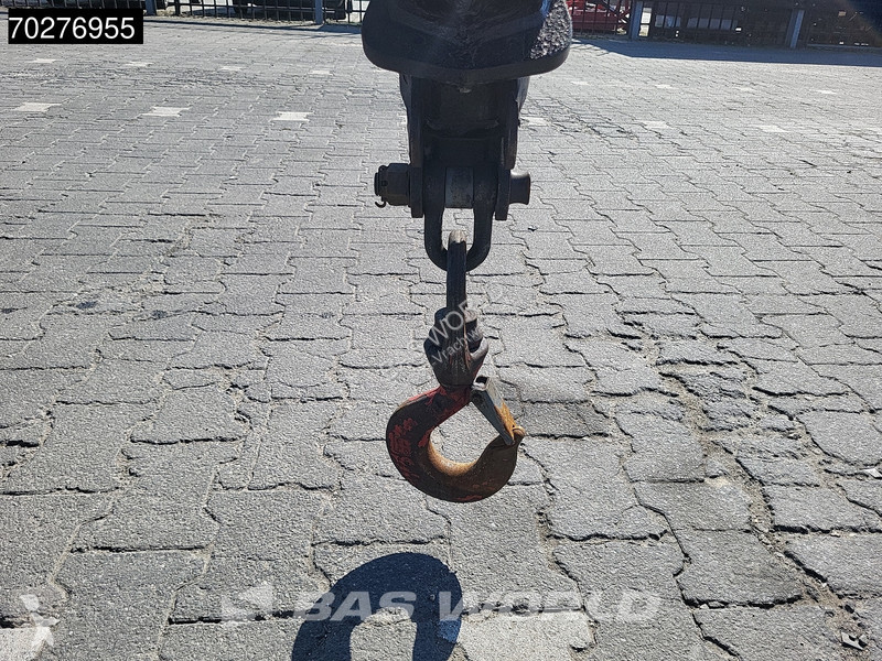 Kamion Volvo 450 6X2 HMF3220 K5 + Jib K5 Crane...