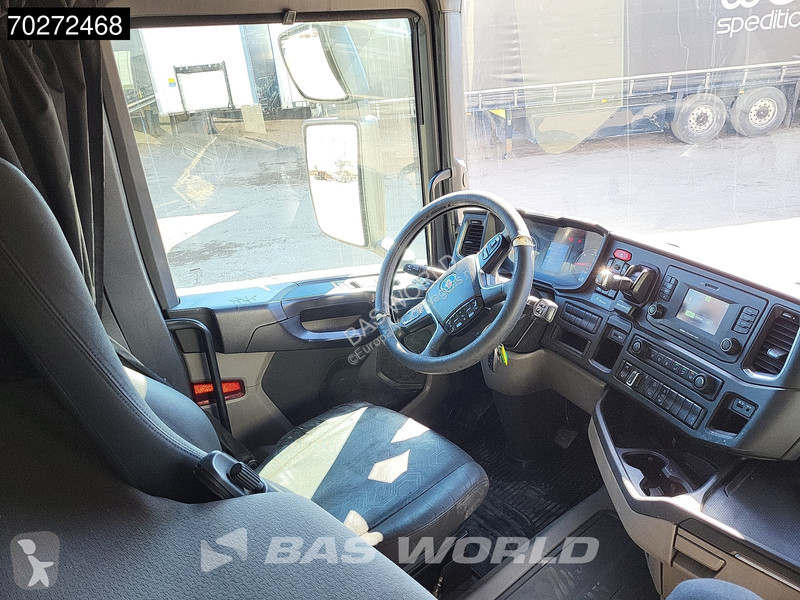 Kamion Scania R410 6X2 amberet Carrier Supra...