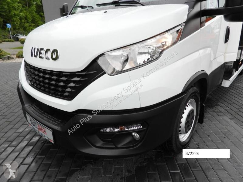 Veicolo commerciale Iveco DAILY  35S18 PLANDEKA...