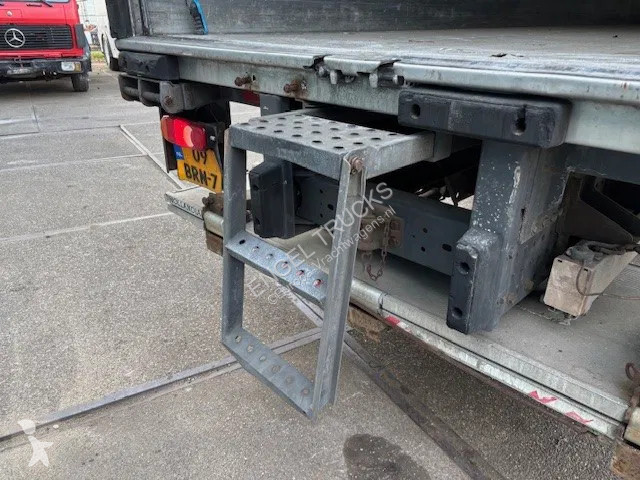 Camion Renault D 19 D320 SLEEPERCAB 4x2...