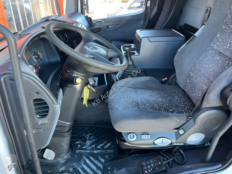 Camion Mercedes 1829 4x2 BOX L=8474 mm
