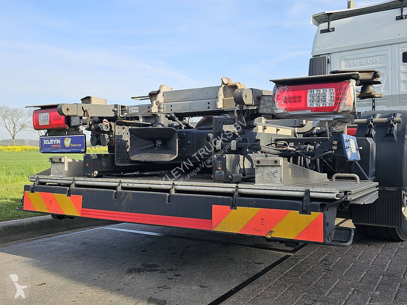Camião Iveco AS260S46 LNG INT. STEERAXLE