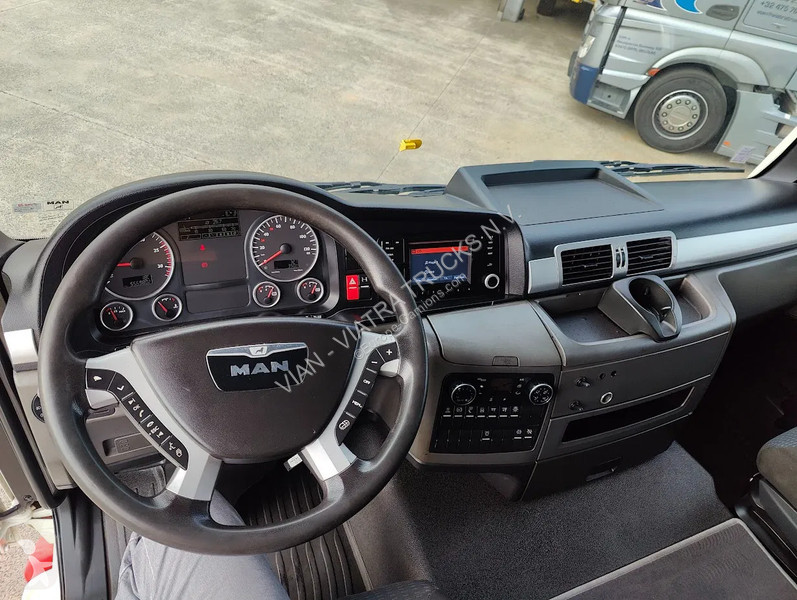 Camion MAN TGS 6X2 BL