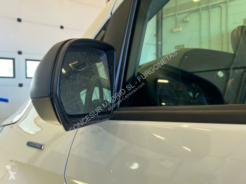 Autoutilitară Mercedes E-Vito 111 Furgón Larga