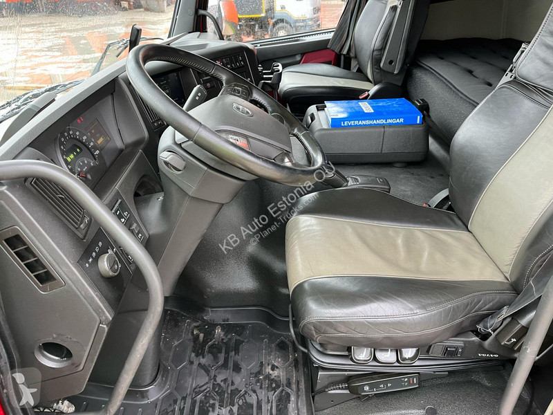 Kamion Volvo FMX 540 8x4 RETARDER / TANDEM AXLE...