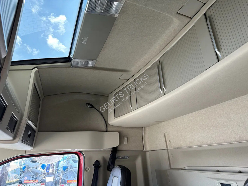 Camion Volvo FH 500 6X2 TREKKER /...