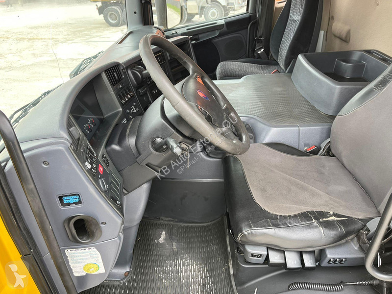 Lastbil Scania P 270 4x2 BOX =7475 mm