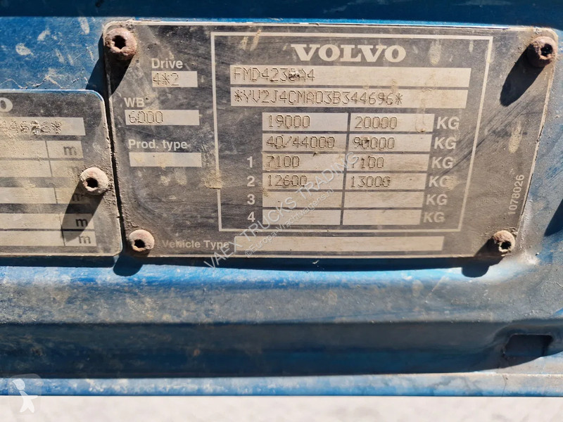 Kamion Volvo 12380 4x2 - Frigo Carrier Supra -...