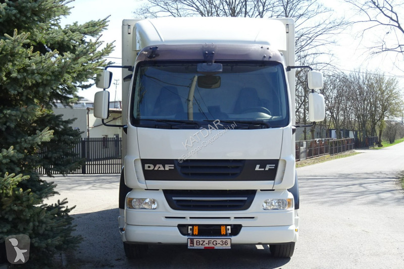 Camion DAF 55220 Euro 5 Kontener 20palet winda...