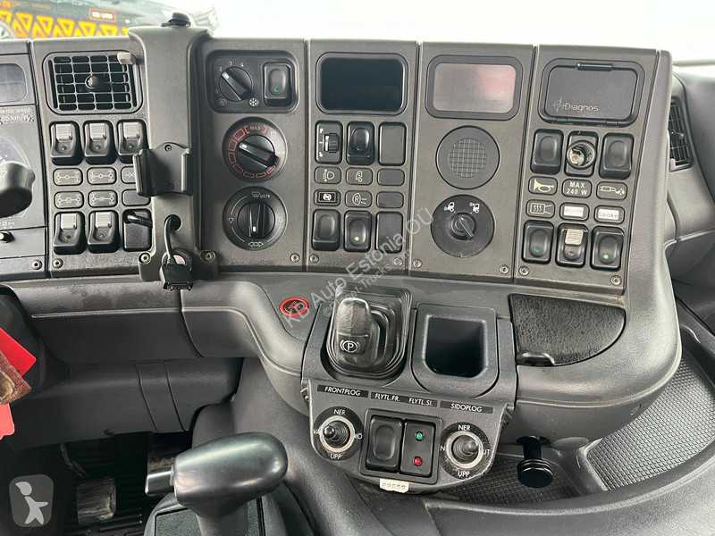 Vrachtwagen Scania 4x4 FULL STEEL / BOX L=4406 mm