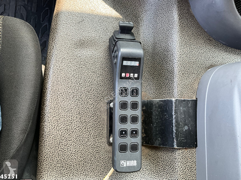 Camion DAF Q СF 400 8x2 Euro 6 Hiab 24 Tonmeter...