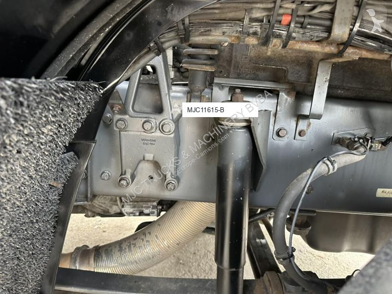 Kamion DAF 85360 8x2 (no crane!) - MANUAL...