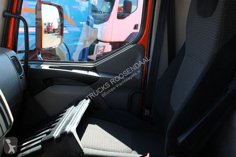 Camion DAF 210 + euro 6 + lift + 12t