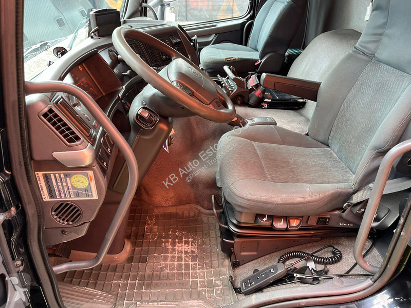 Kamion Volvo FM 370 6x2*4 HIAB 232E-6 X-HIPRO...