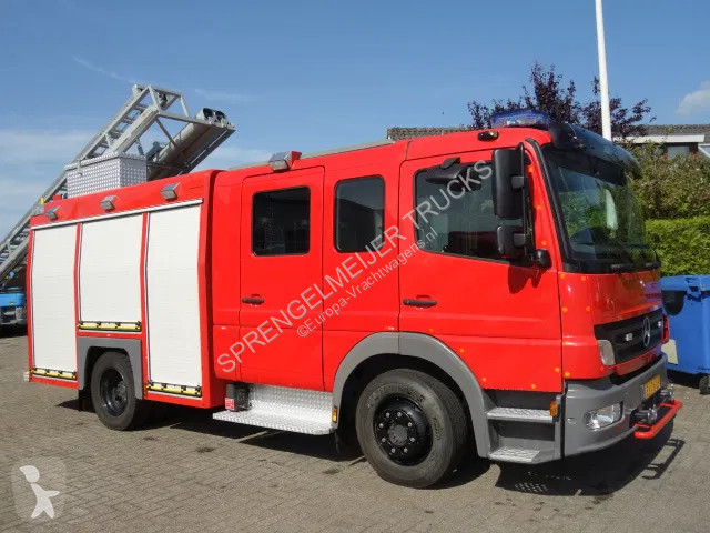 Camión Mercedes 1326 FIRE TRUCK