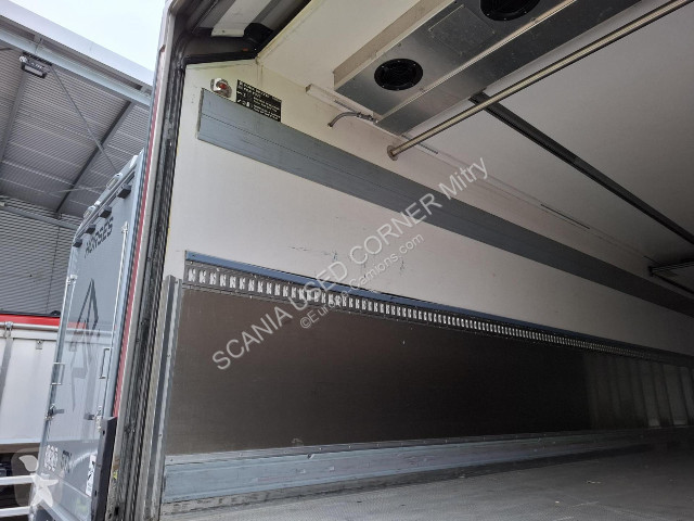 Camion Scania SCANIA