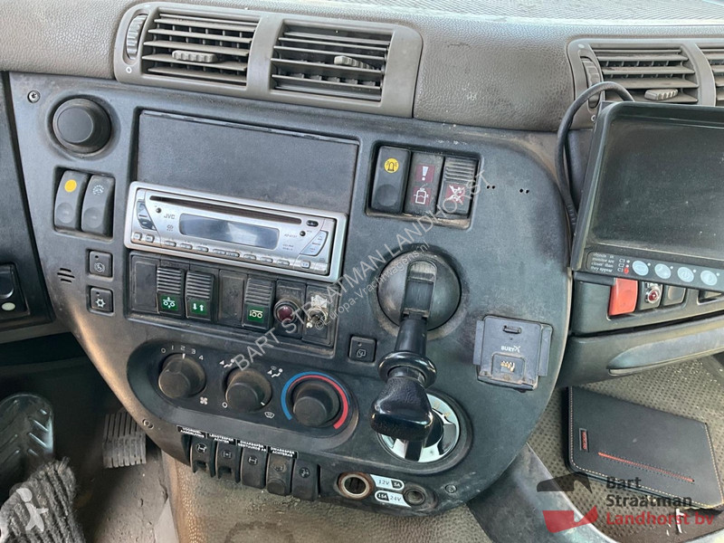 Vrachtwagen Ginaf X333 LS 6x6 Euro 5 met 30 Ton...