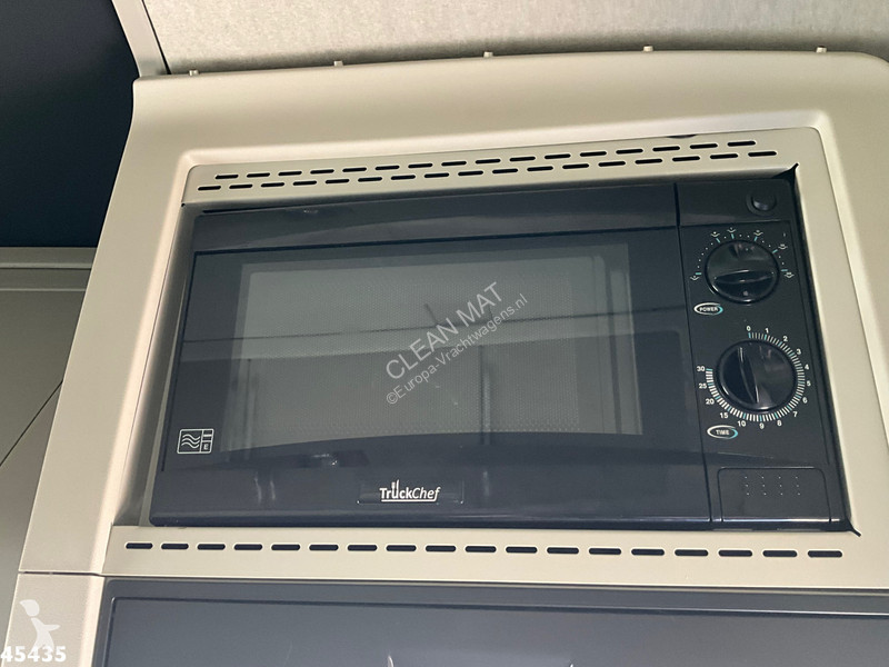 Kamion Volvo 8x4 Euro 6 Palfinger 92 Tonmeter...