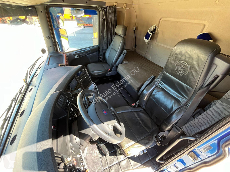 Kamion Scania R 560 6x4 RETARDER / FU STEE /...