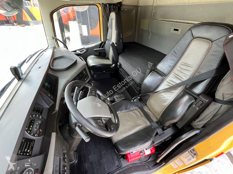 Camion Volvo 8x4*4 FASSI F710RA2.26 + JIB /...