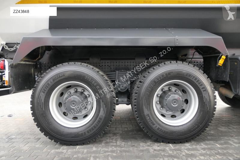 Camion Mercedes AROCS 3246