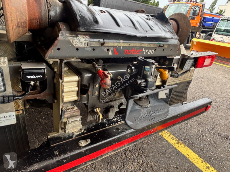 Kamion Volvo fmx-500    8x4r