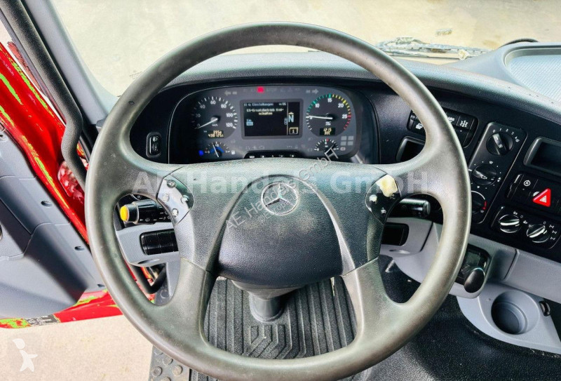 Camion Mercedes 3348